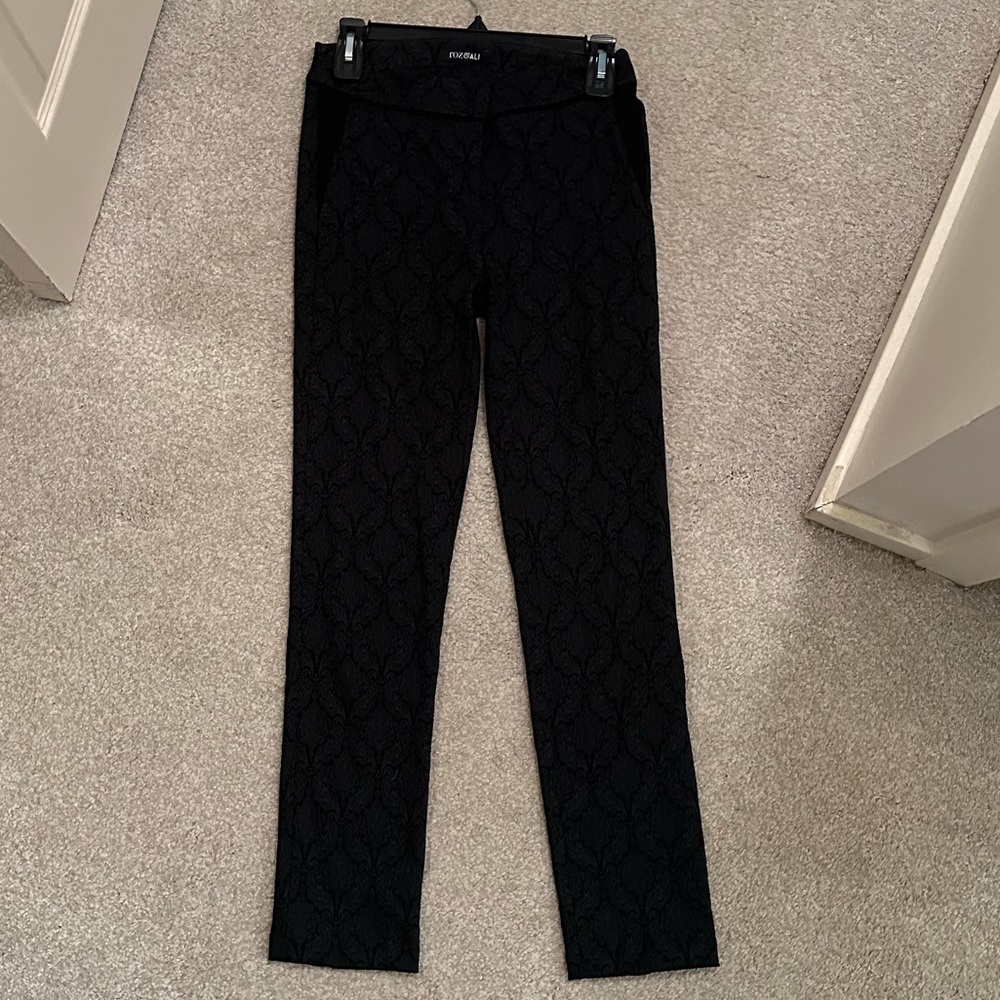 Roz & Ali Black Patterned Trousers